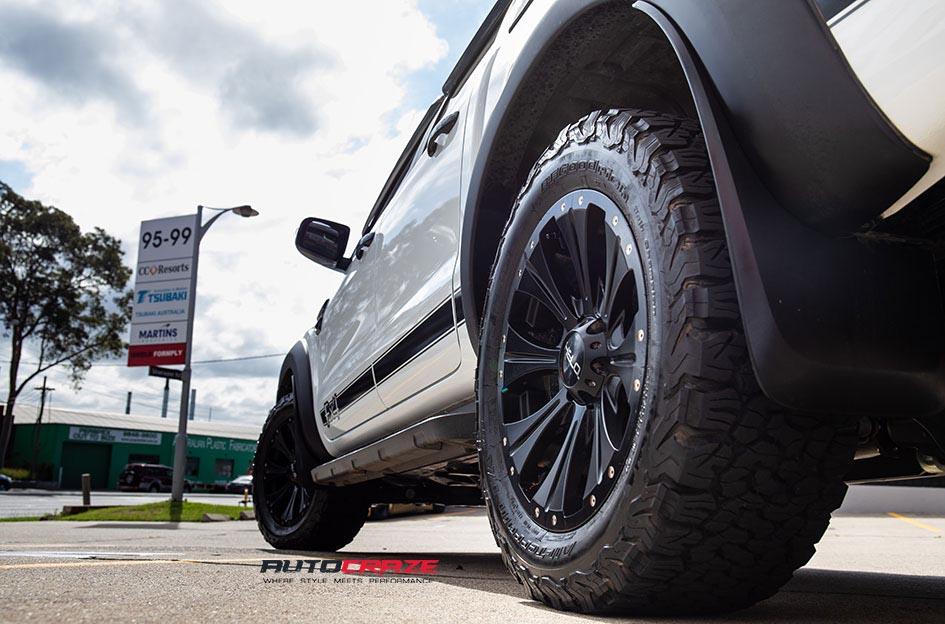 FORD RANGER HE901 SATIN BLACK DARK TINT